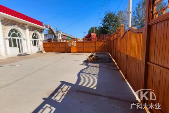 庭院防腐木護(hù)欄